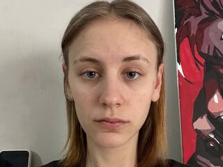 naked camgirl masturbating with dildo KarisaKalscheuer