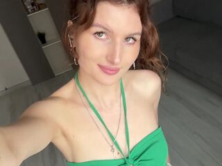 sex cam show KarmenZeinert