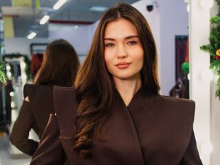 topless KatieHarrise