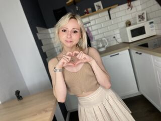 nude webcamgirl photo KattyAustin