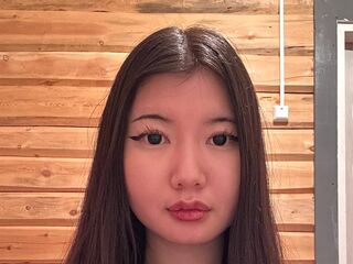 sexy camgirl picture KenishaFaylor