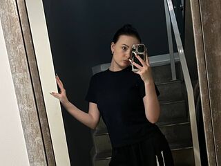 webcam girl chat room KiraBentley