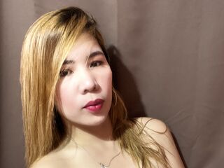 camgirl live KizzyBarreto