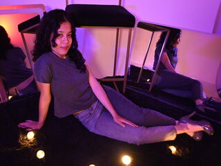 naughty video chat KyaraLux