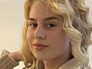 sexcam show LaniePlewa