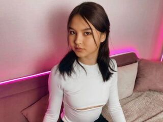 beautiful webcamgirl LaranEvanss