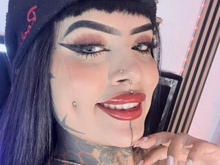 hot cam girl masturbating with sextoy LauriDiamond