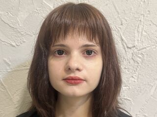 cam girl fingering pussy LillyMilly