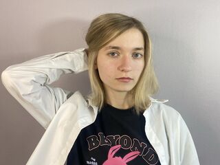 hot cam girl spreading pussy LinnieBlackner