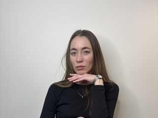 naked cam girl fingering pussy LolaFelizardo