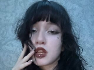 camgirl video chat LouisePerrish