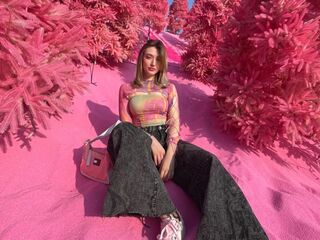 camgirl webcam sex picture LouveniaPranger