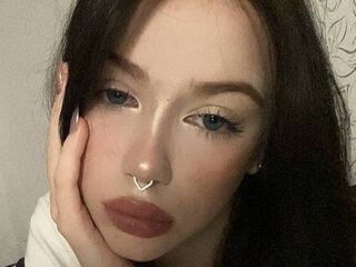 kinky cam LunaSunrise