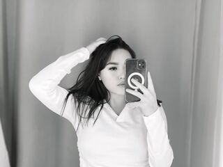 naked cam girl masturbating with sextoy MarlenaDutro