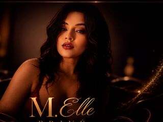 fingering cam girl MellePrive