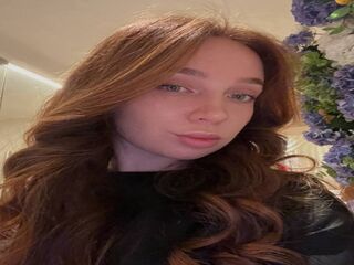 camwhore shaving pussy MiaIvory
