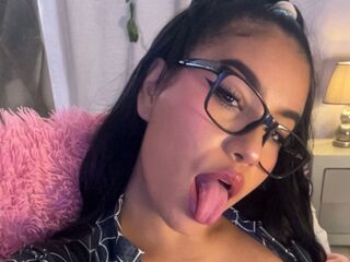 naked girl with webcam masturbating with sextoy MihaCameron