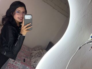 naked camgirl photo MiraSterling