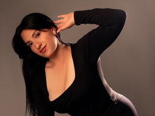 naked webcamgirl photo MyaAmstrong