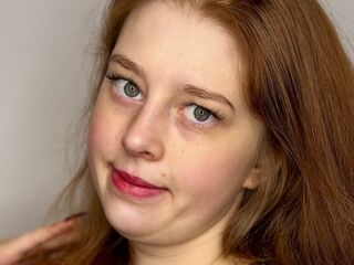 camslut spreading pussy NataliaRear