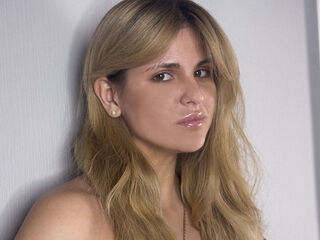 hot live girl NayaMorel