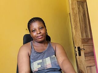 beautiful camgirl NiaLuxe