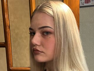 camgirl chat room NicolynMoore