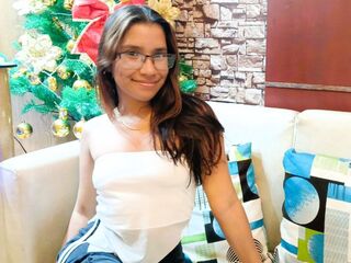 naked girl with webcam OdetteBelle