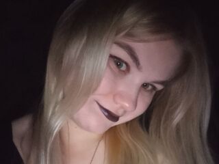 cam girl playing with dildo PearlSolomons