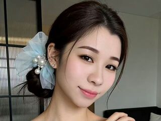 chat room webcam QinWeiwei