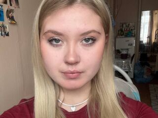 naked girl with webcam fingering pussy RaisaMihaila