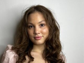 sexcam photo RegenaCrichlow