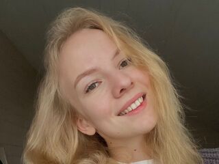 webcamgirl chatroom RonaFichtner