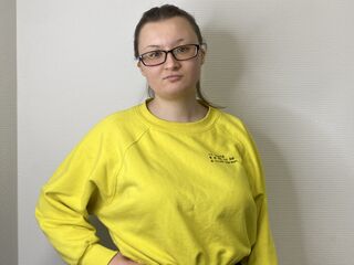 jasmin webcam model RoseannYazzi