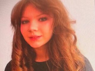 camgirl shaving pussy RosieWalmont