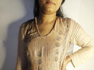 cam chat room RubbynaKhan