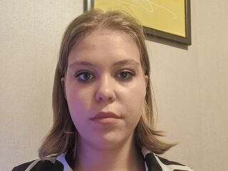 girl cam free SaturninaLeavitt