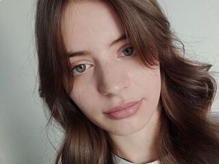 camgirl spreading pussy SerenaWempa