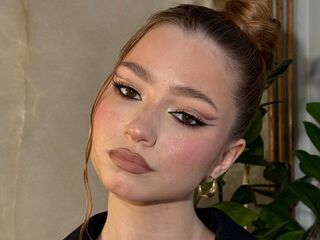 camwhore shaving pussy SeyolaHilgerst