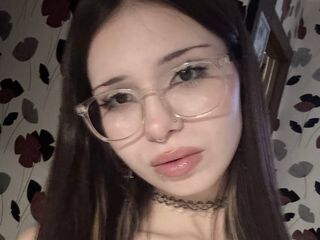 camwhore naked ShennaUmali