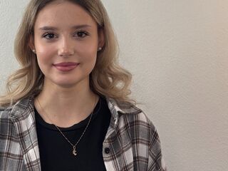 nude gamgirl TanyaPanah