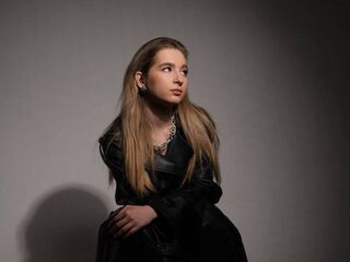 fingering girl webcam  TenaVitalo