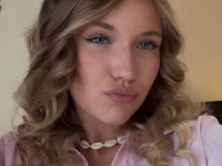 hot chat room ThomasineKemery