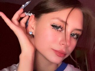 naked cam girl picture WaiSchoebel