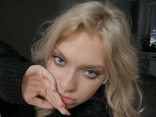 naked camgirl masturbating WillaBlincoe