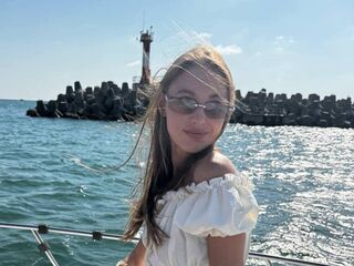 girl chatroom YaekoBrowers