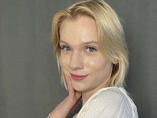 live sexshow YerWhooley