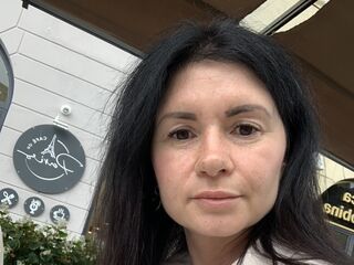 camwhore picture YulieAnna