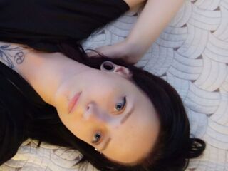 beautiful webcamgirl ZaraCoup