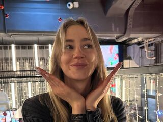 nude webcam girl pic ZenaDeruiter